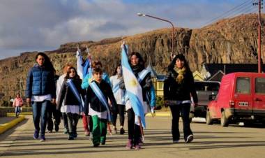 El Chaltén:  Conmemoración del Paso a la Inmortalidad del General José de San Martín