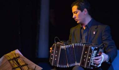 Confluencia Austral: Este miércoles se presentan Ariel Matus y Silvia Bordón