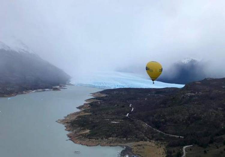 Ultramagic Argentina Eclipse Experience, globos aerostáticos en el glaciar Perito Moreno
