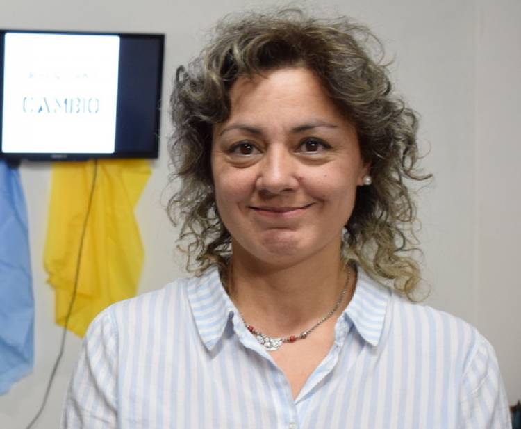 Elecciones a intendente 2019: Lorena Tchritter,  Defensores del Cambio, responde