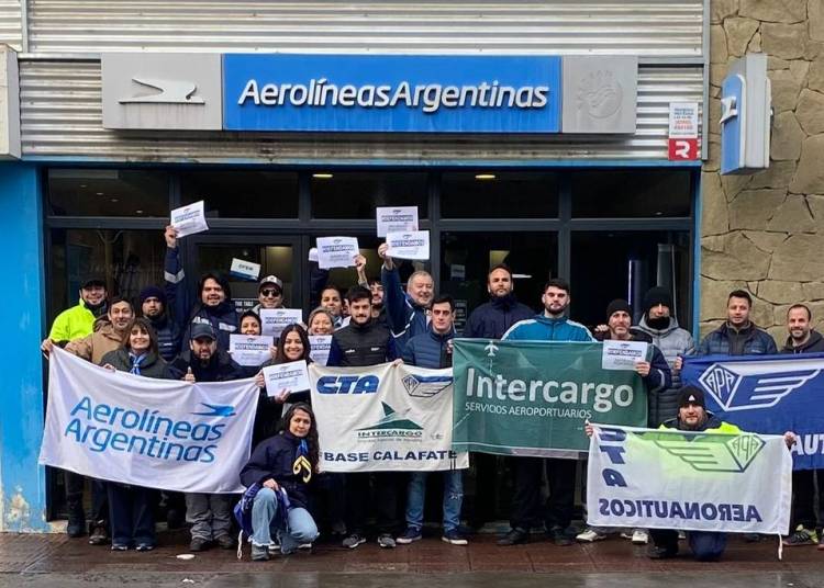 Trabajadores de Aerolíneas e Intercargo contra la venta de la empresa